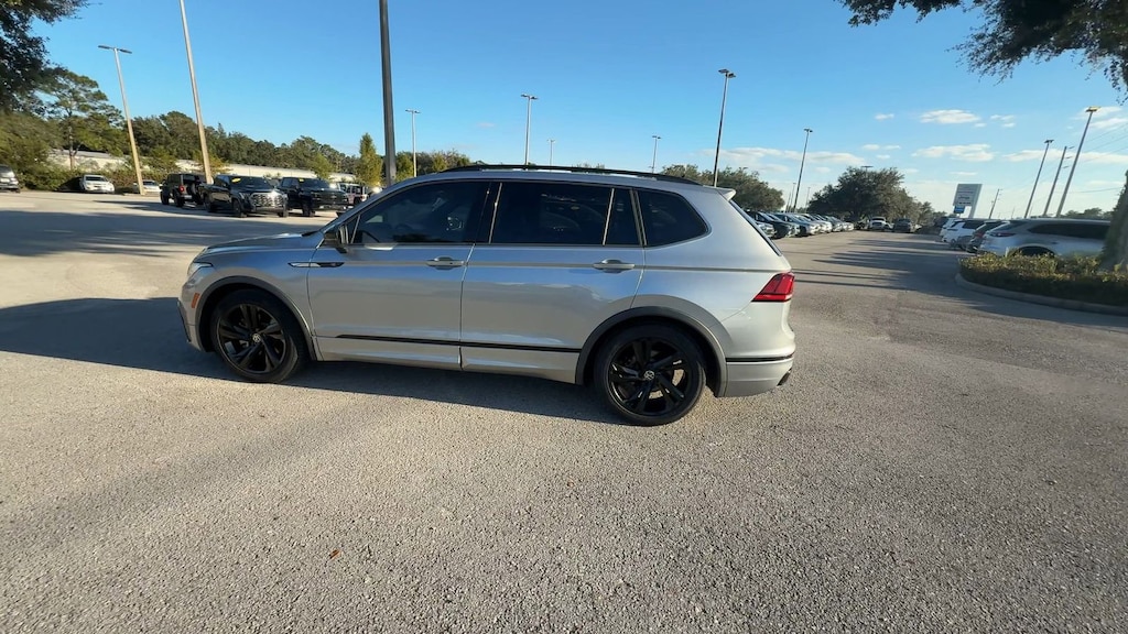 Used 2023 Volkswagen Tiguan 2.0T SE R-Line Black SUV