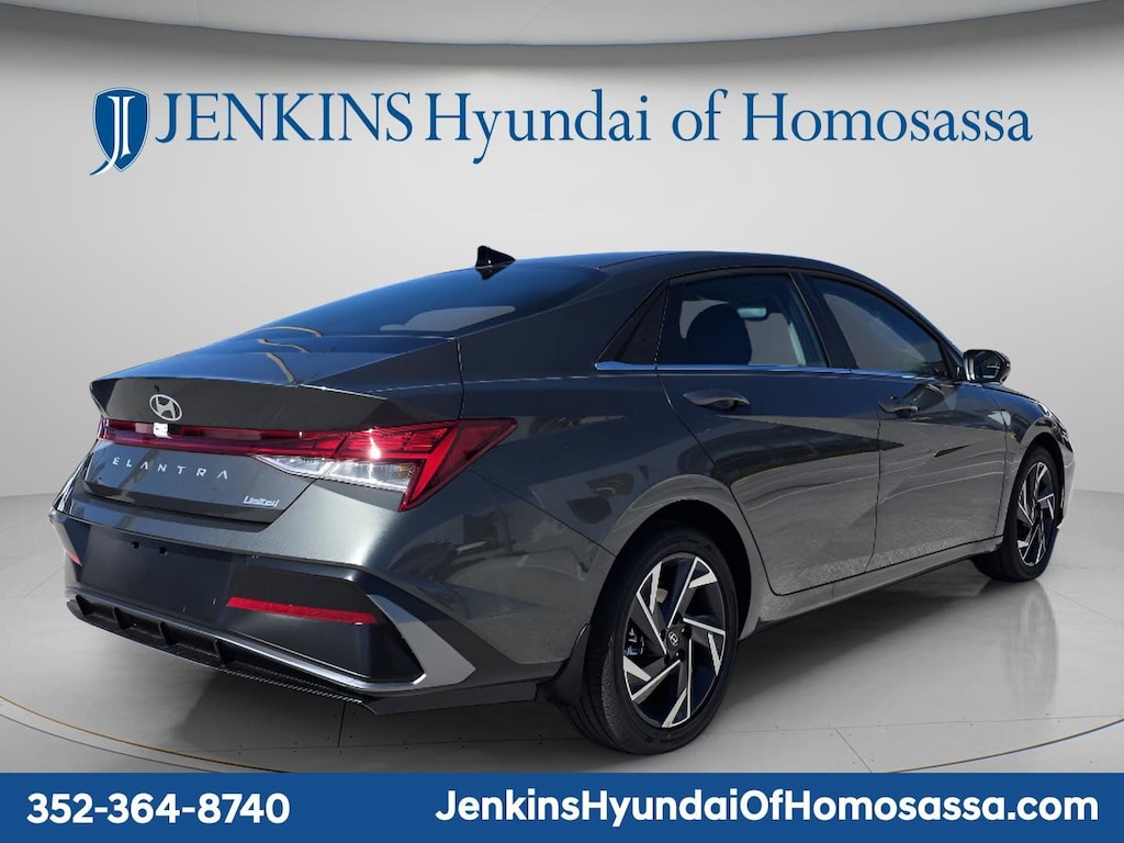 New 2026 Hyundai Elantra Limited Sedan