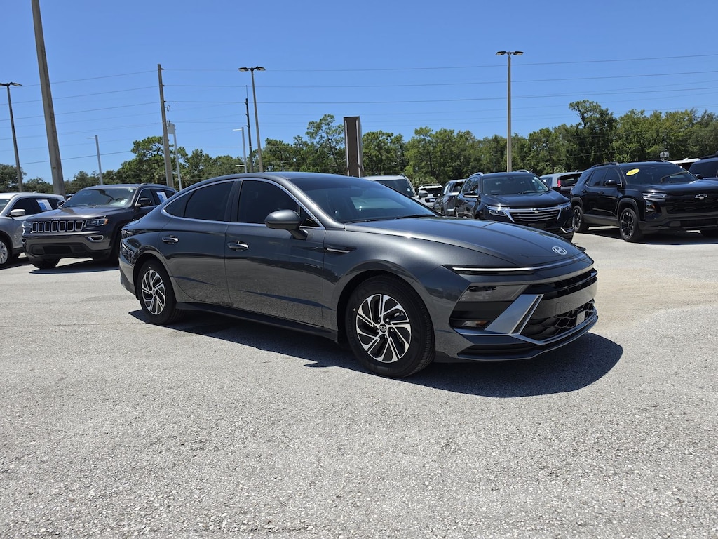 New 2026 Hyundai Sonata Hybrid Blue Sedan