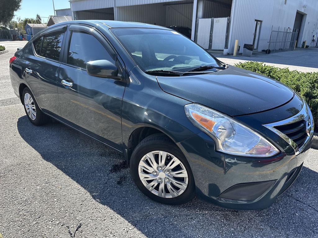 Used 2017 Nissan Versa 1.6 SV Sedan