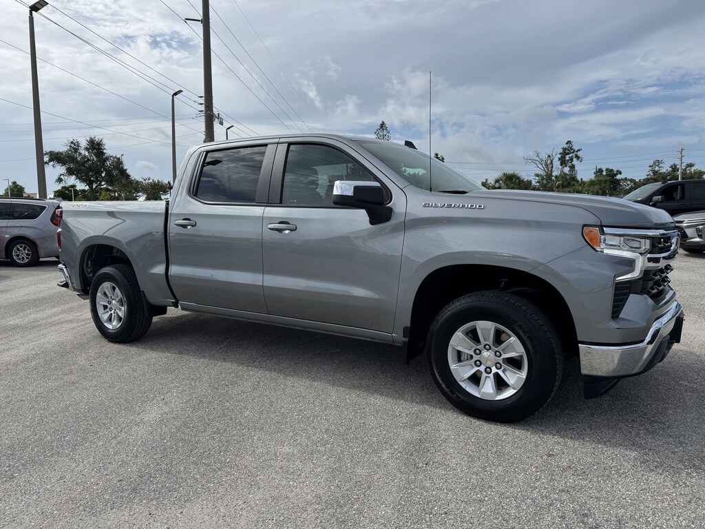 Used 2025 Chevrolet Silverado 1500 LT w/1LT Truck Crew Cab