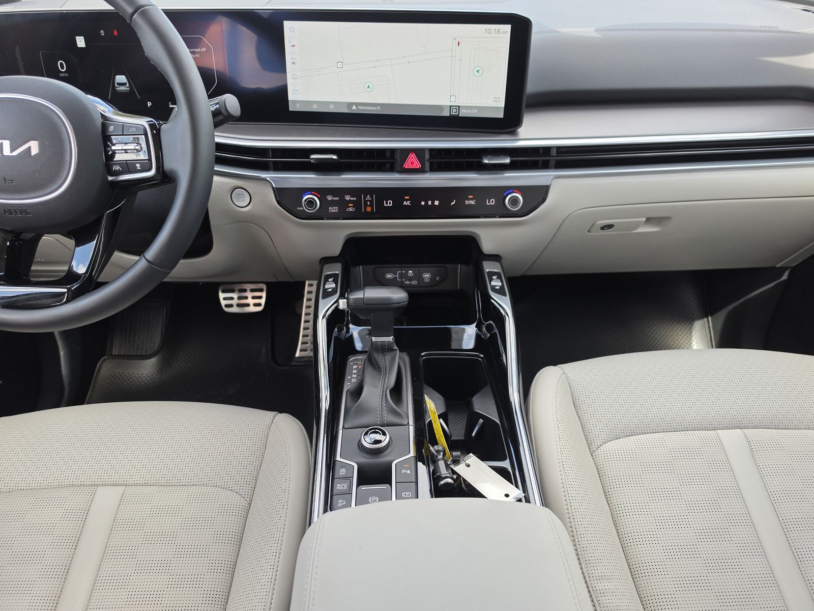 2025 Kia Sorento SX - Photo 20