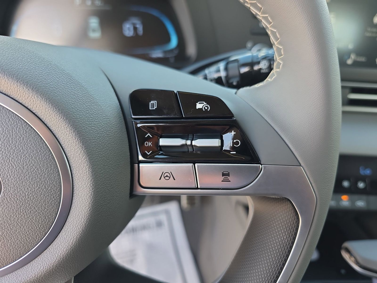 2026 Hyundai Elantra SEL - Photo 26