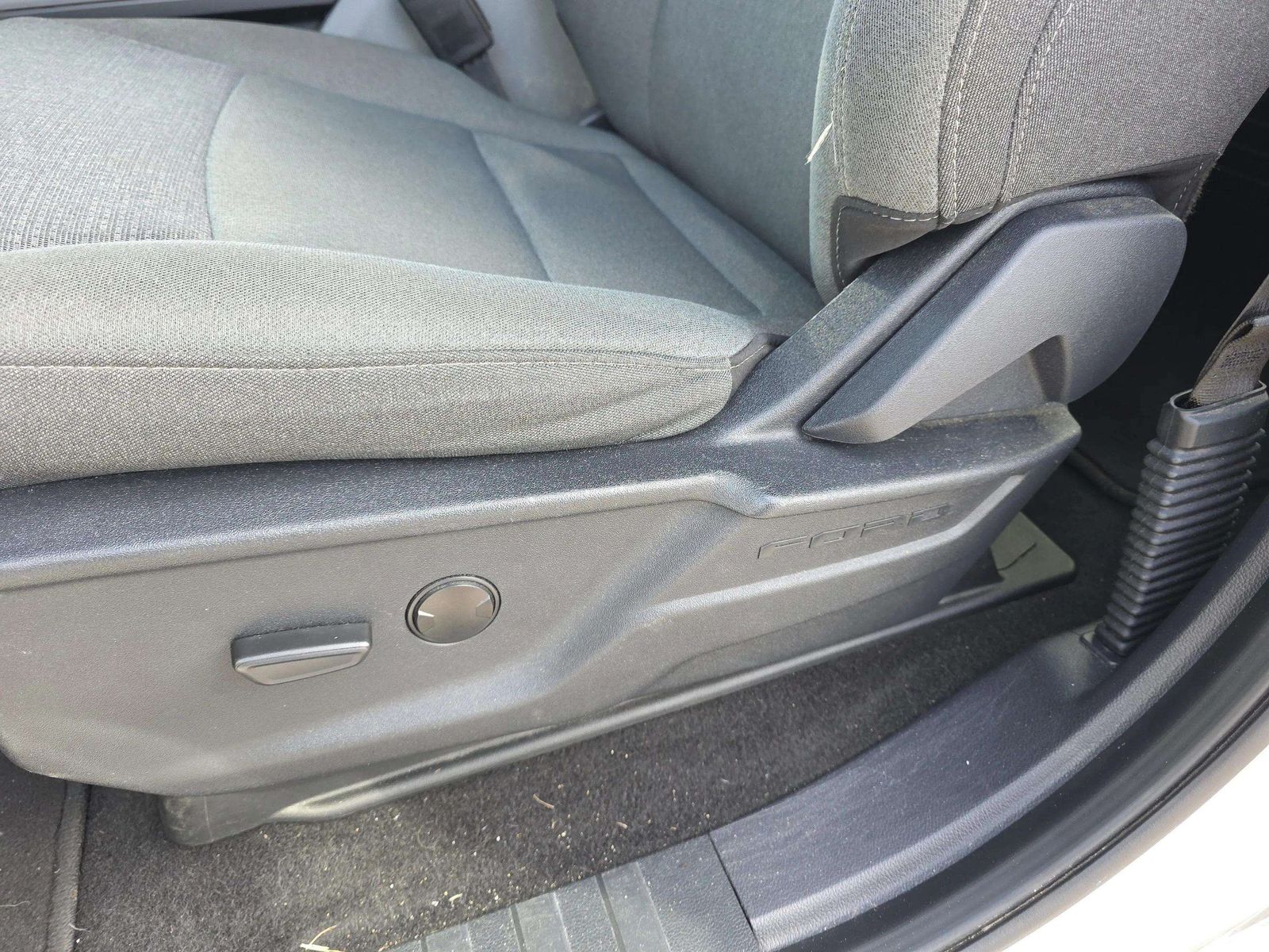 2024 Ford F-150 XLT - Photo 22