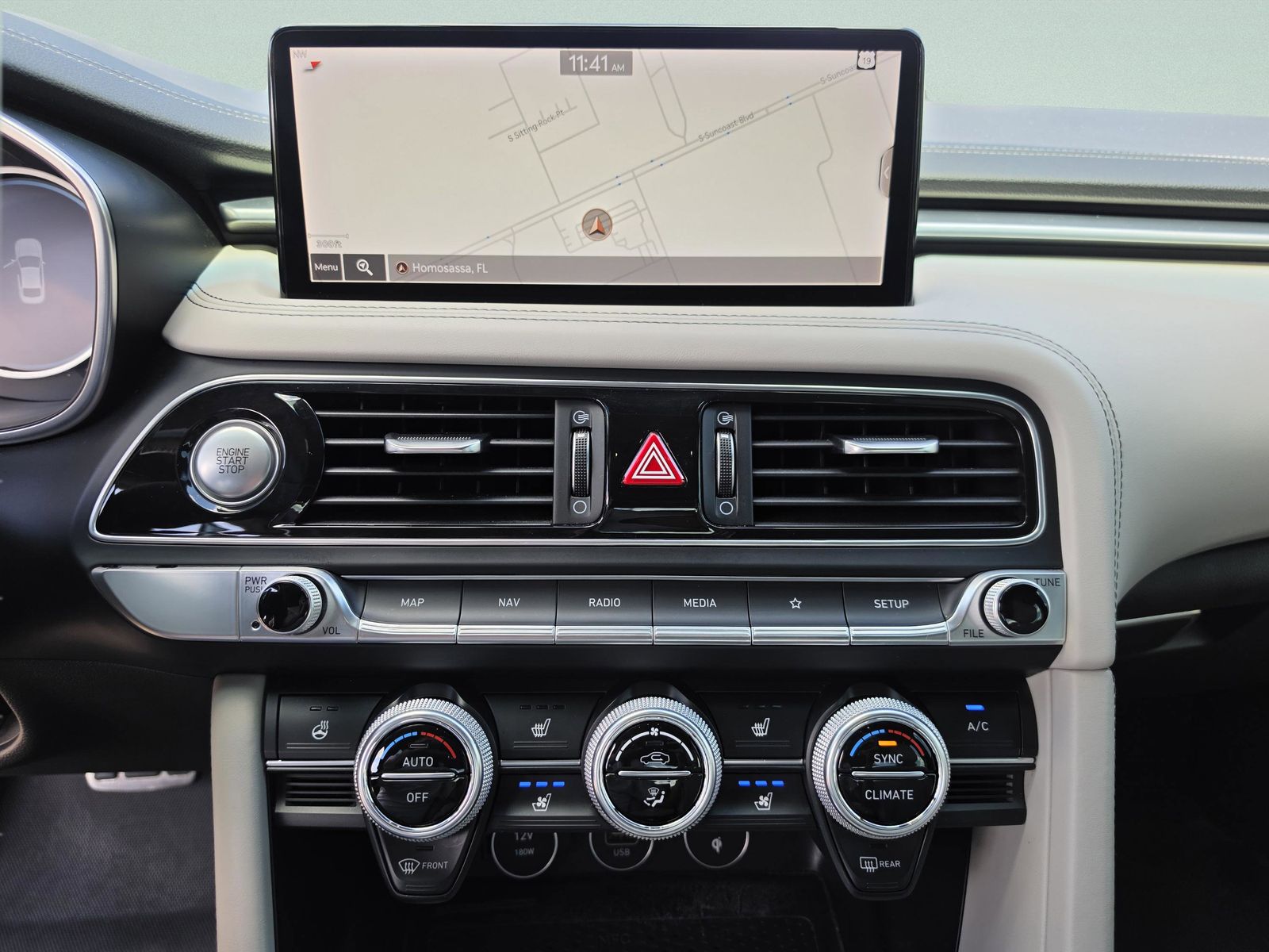 2022 GENESIS G70 Standard - Photo 24