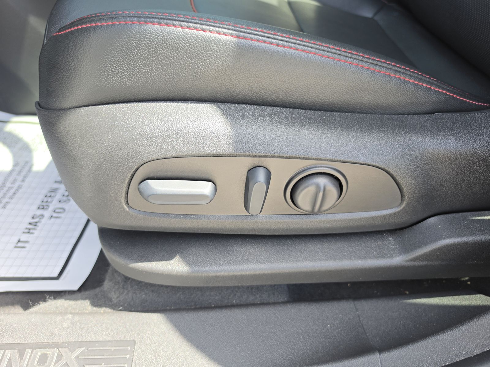 2023 Chevrolet Equinox RS - Photo 26