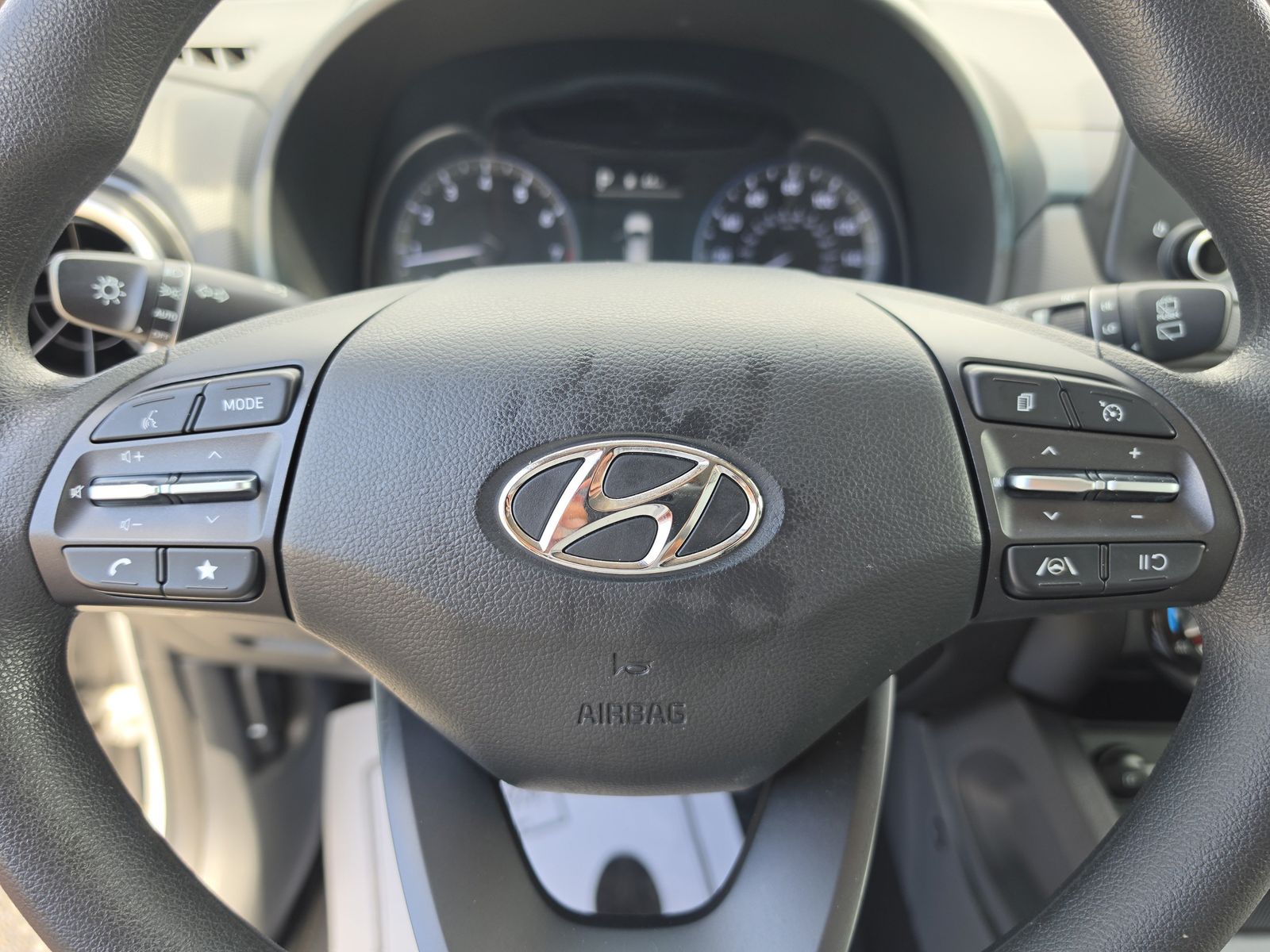 2023 Hyundai Kona SEL - Photo 30