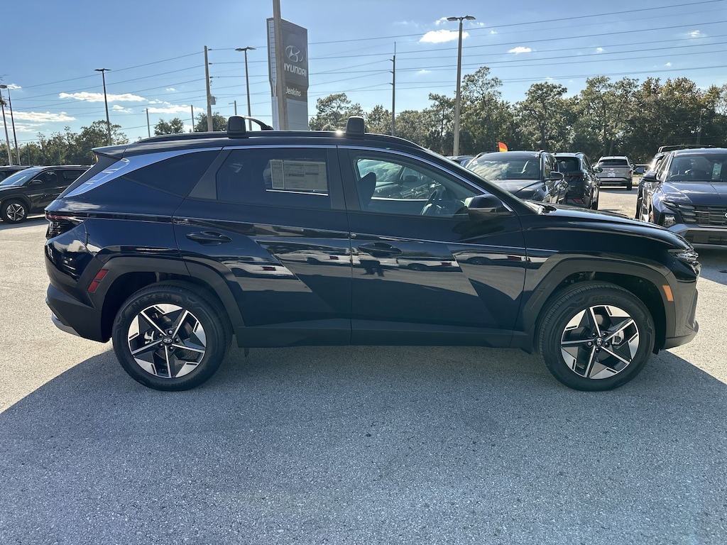 New 2025 Hyundai Tucson Hybrid SEL Convenience SUV