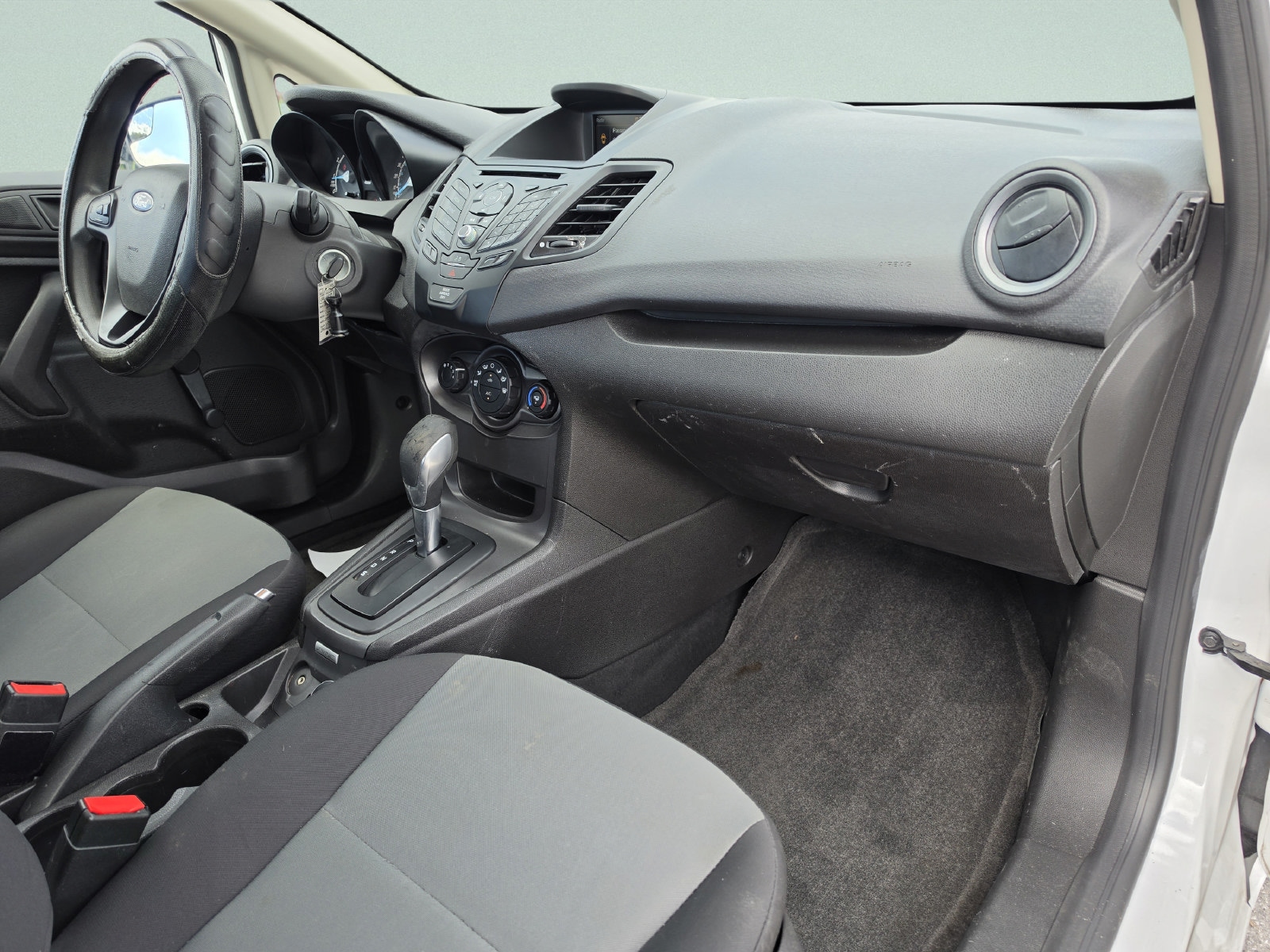 2018 Ford Fiesta S - Photo 14