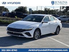 2025 Hyundai Elantra SE Sedan