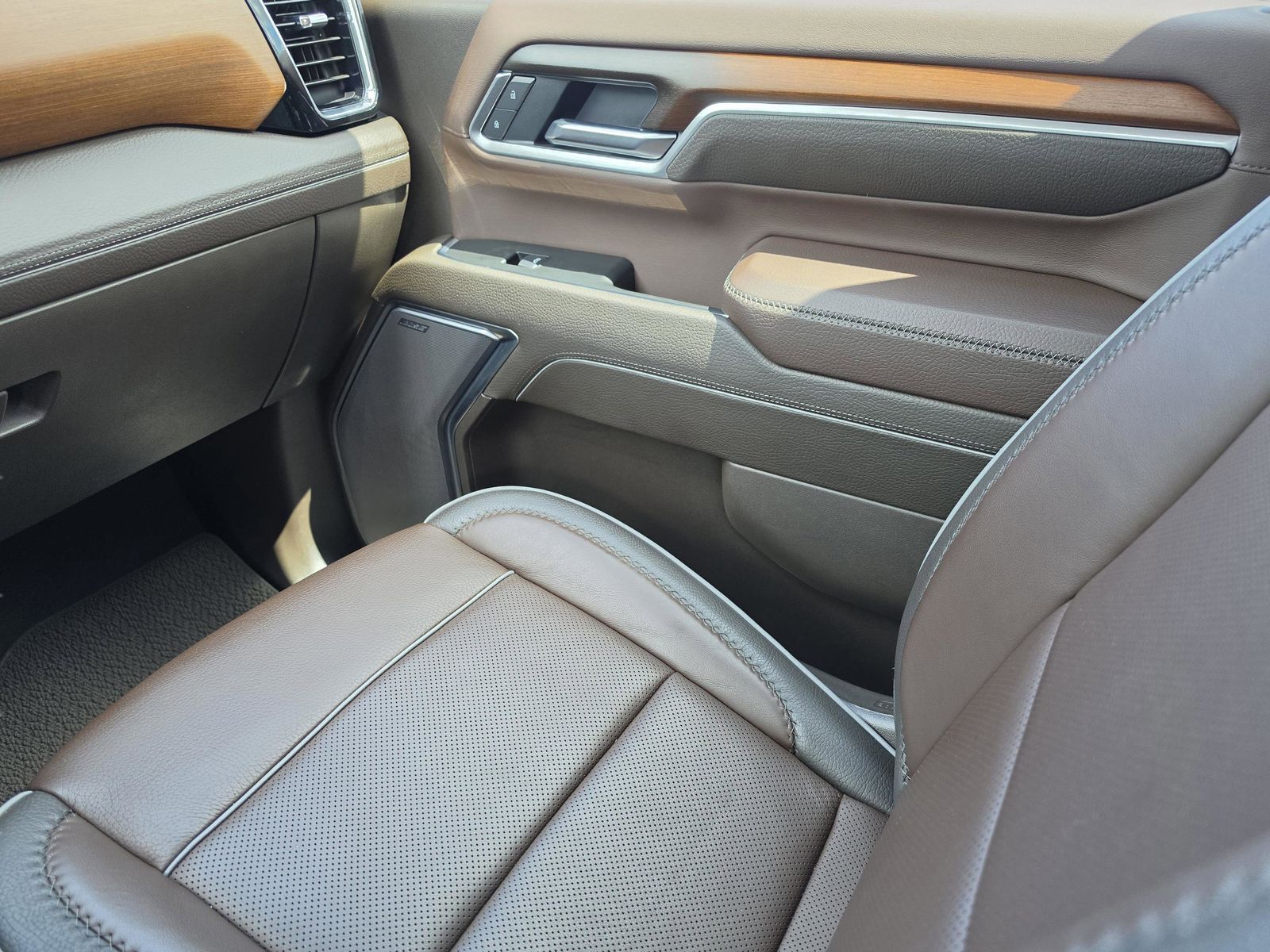 2025 GMC Sierra 2500HD Denali - Photo 18