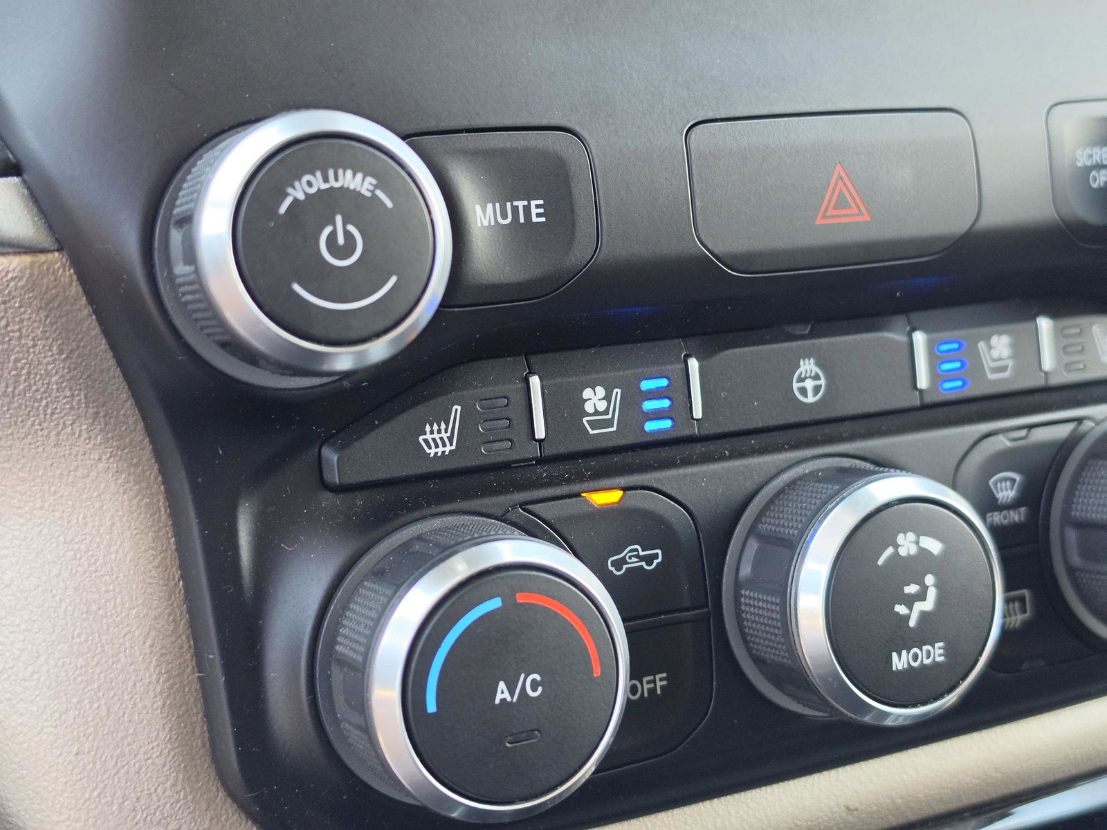 2022 RAM Ram 1500 Pickup Laramie - Photo 26