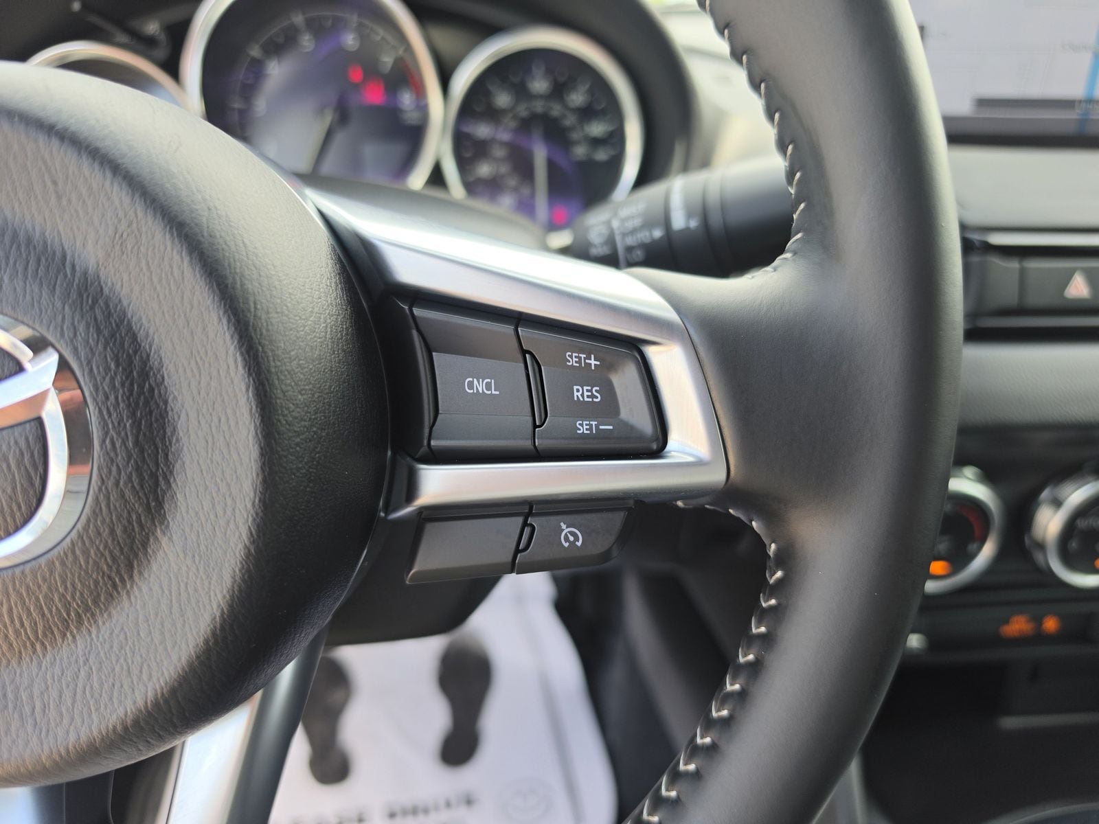 2025 Mazda MX-5 Miata RF Grand Touring - Photo 30