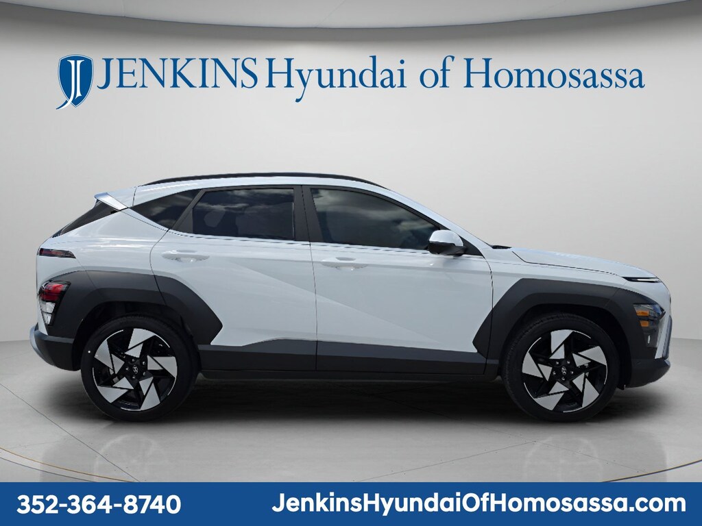 New 2026 Hyundai Kona Limited FWD SUV