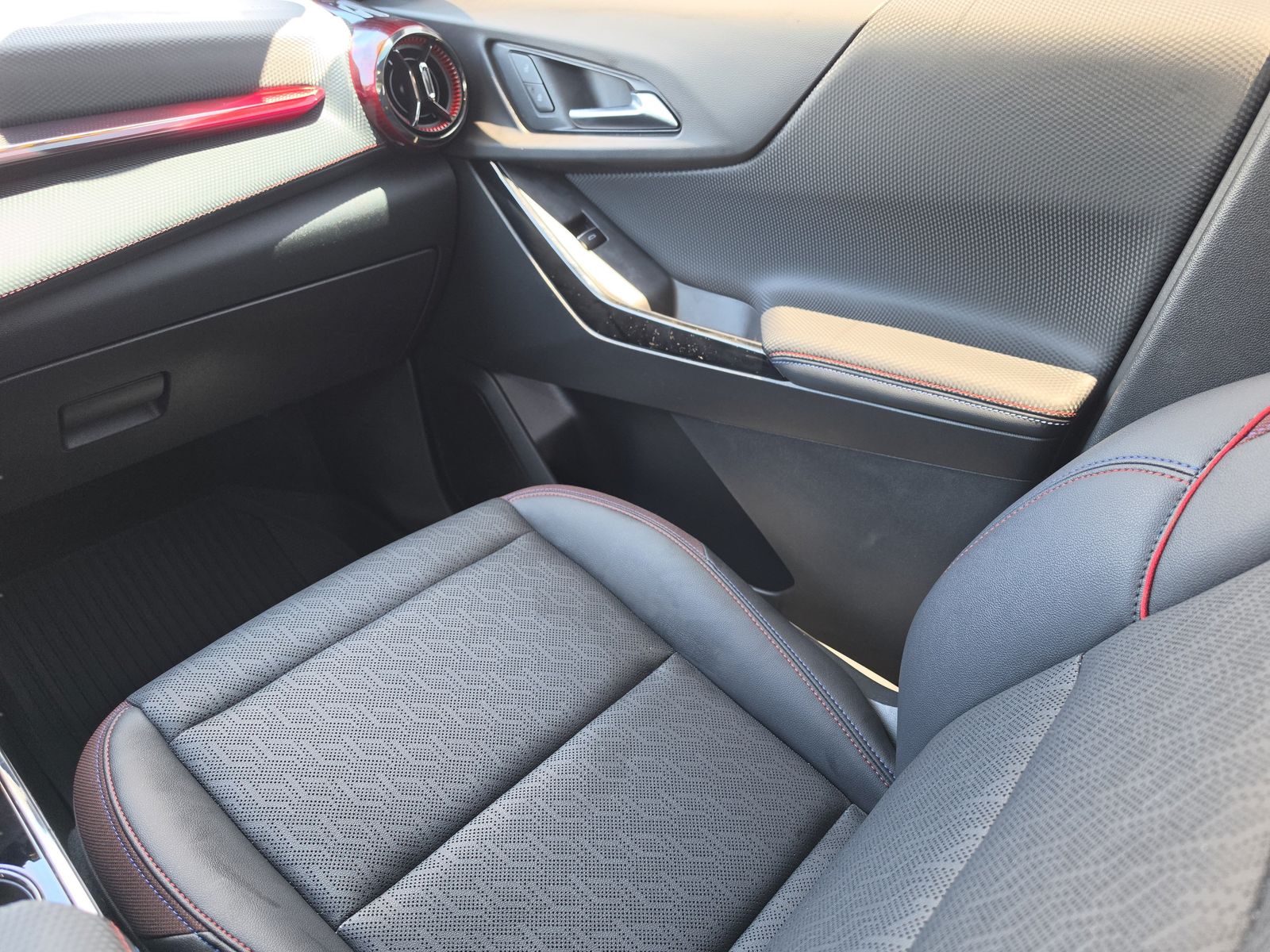 2026 Chevrolet Equinox RS - Photo 19