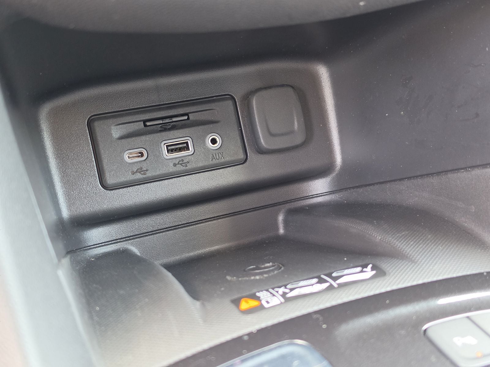 2024 Chevrolet Equinox Premier - Photo 27