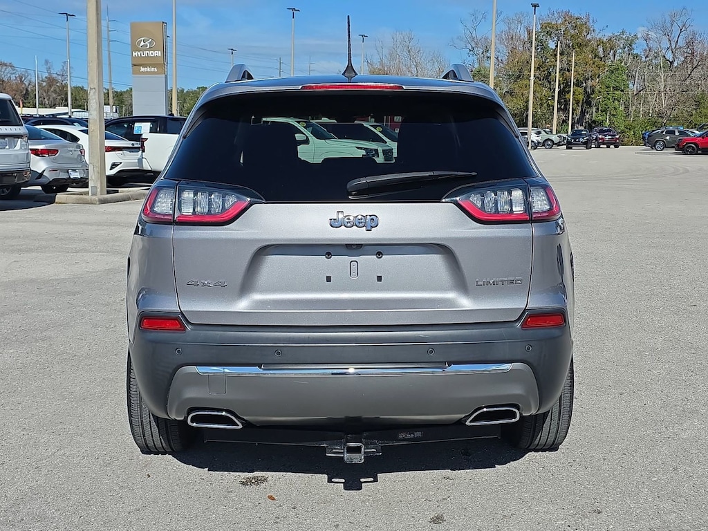 Used 2019 Jeep Cherokee Limited 4x4 SUV