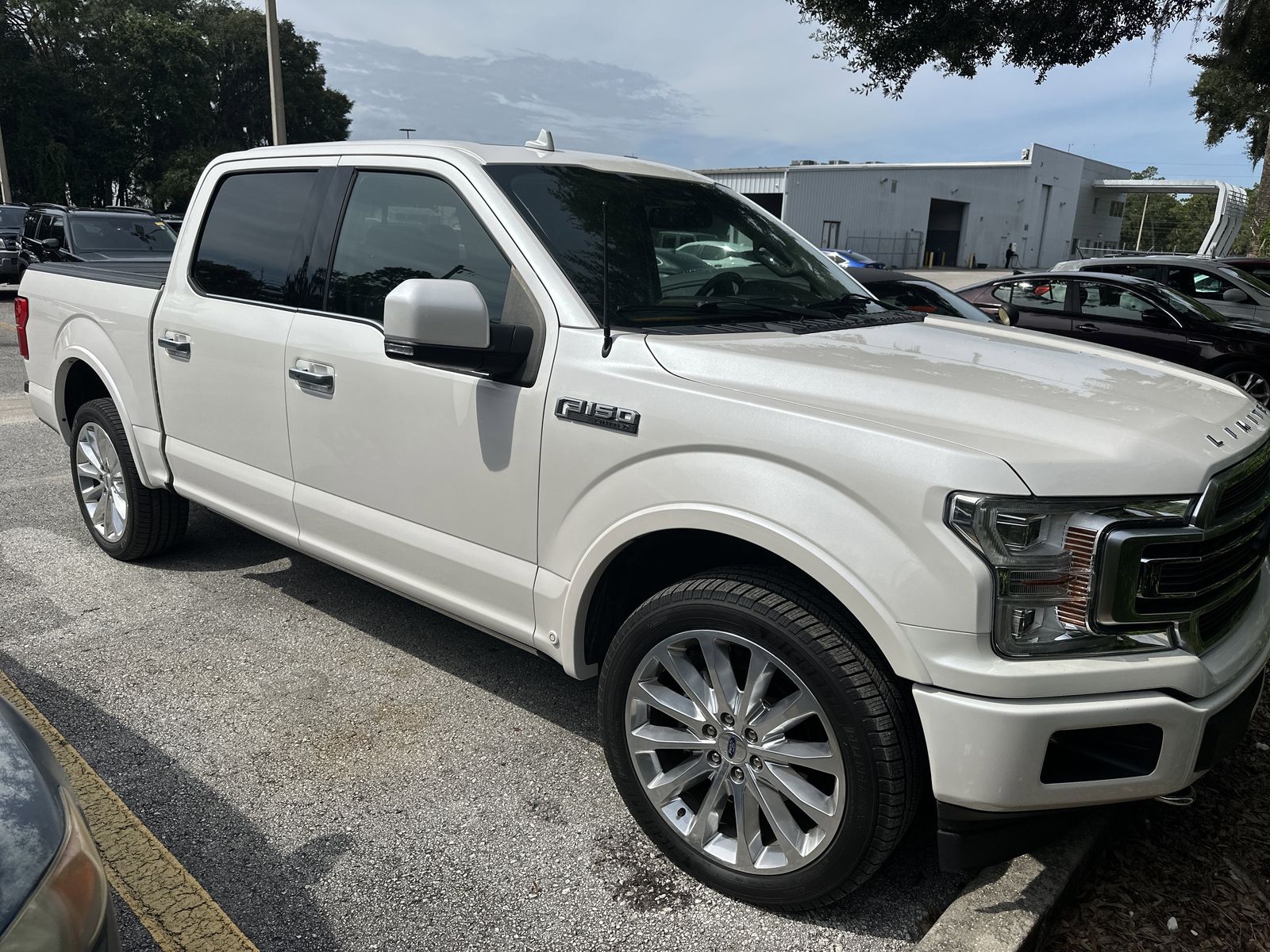 2019 Ford F-150 Limited photo 2
