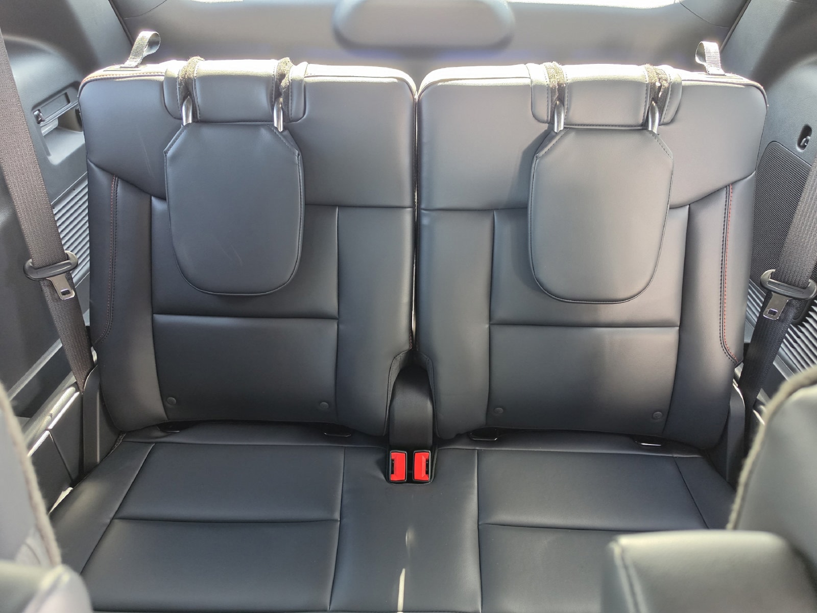 2026 Ford Explorer ST-LINE - Photo 19