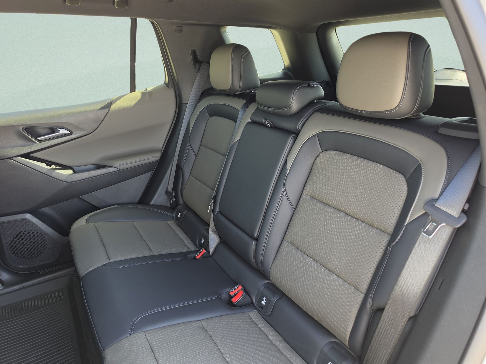 2026 Chevrolet Equinox LT - Photo 22