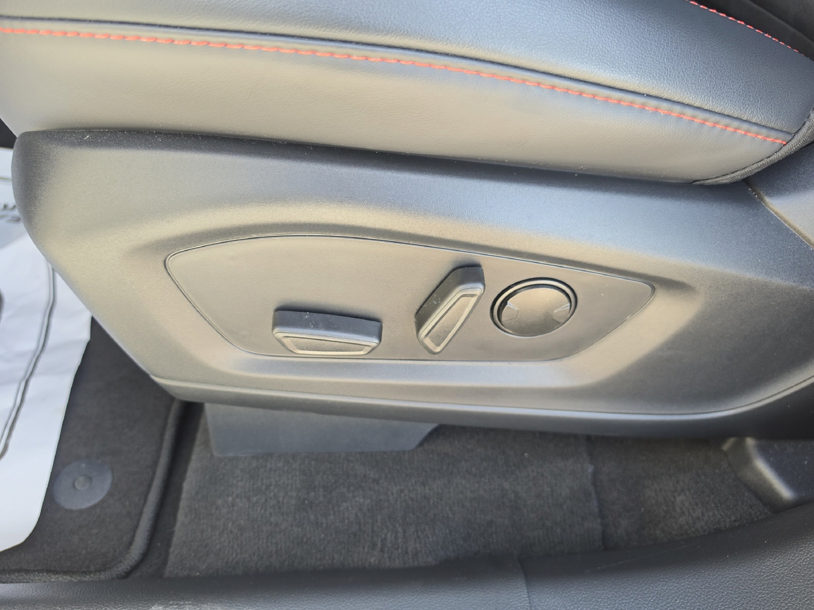 2026 Ford Explorer ST-LINE - Photo 23