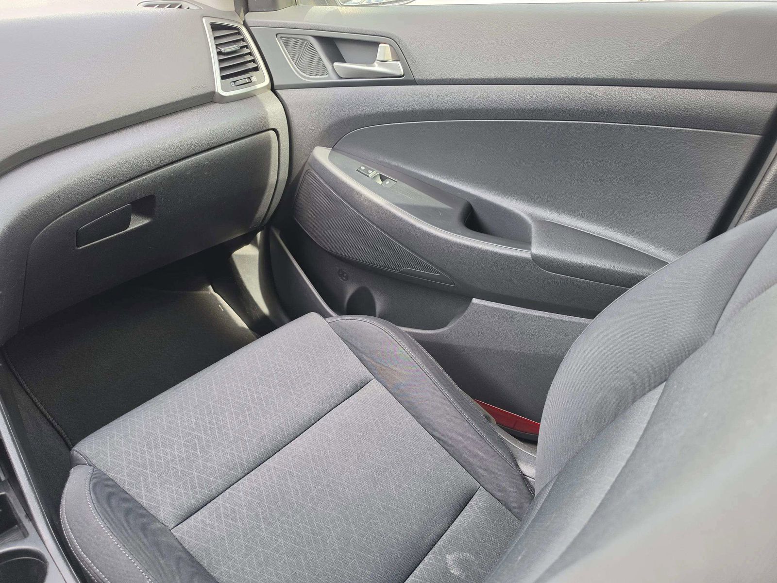 2018 Hyundai Tucson Value - Photo 19
