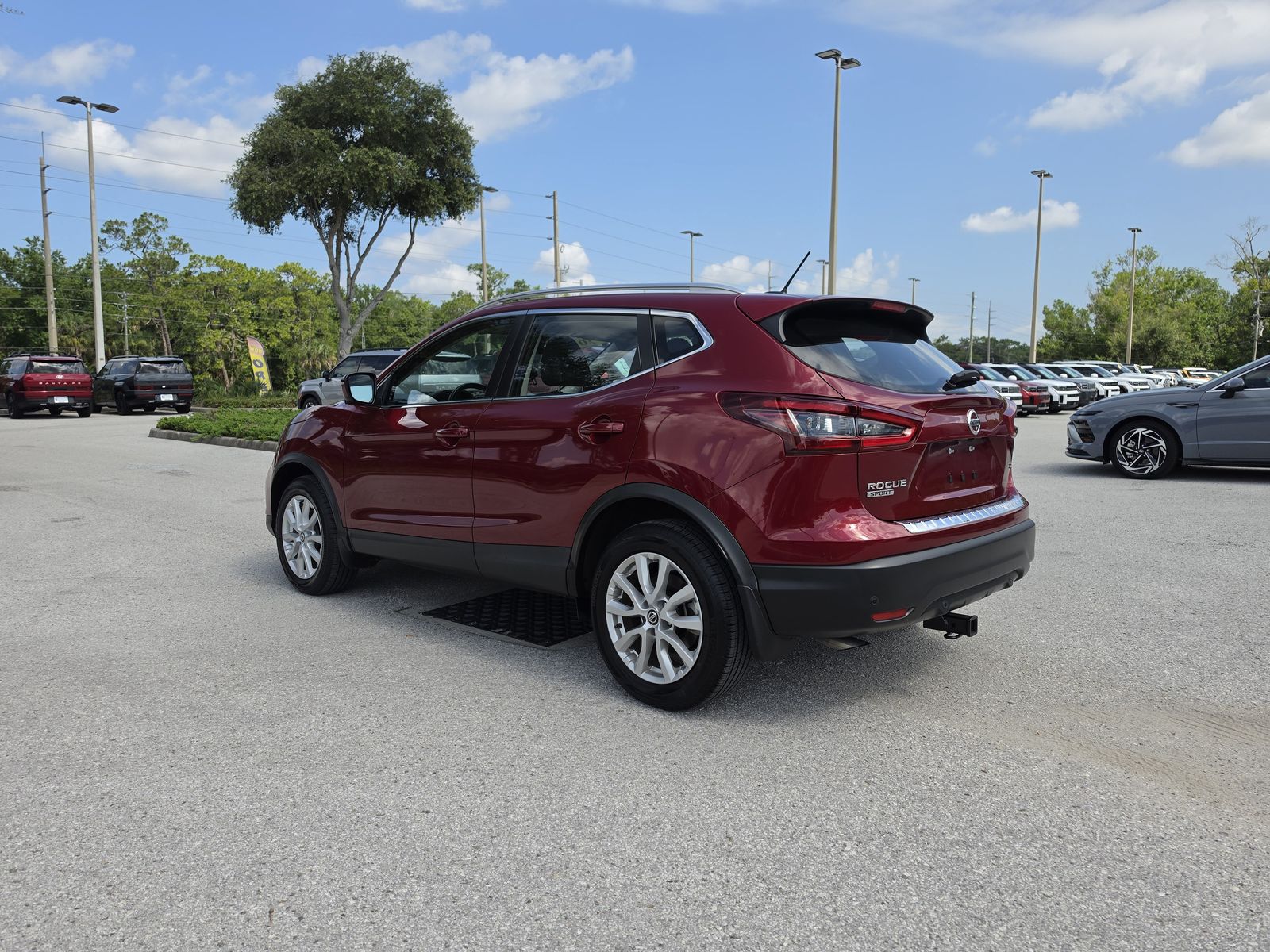 2022 Nissan Rogue Sport SV - Photo 7