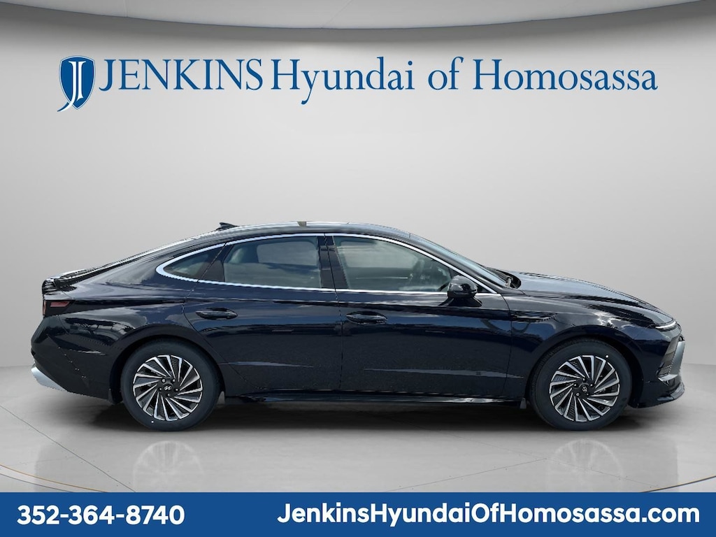 New 2025 Hyundai Sonata Hybrid SEL Sedan