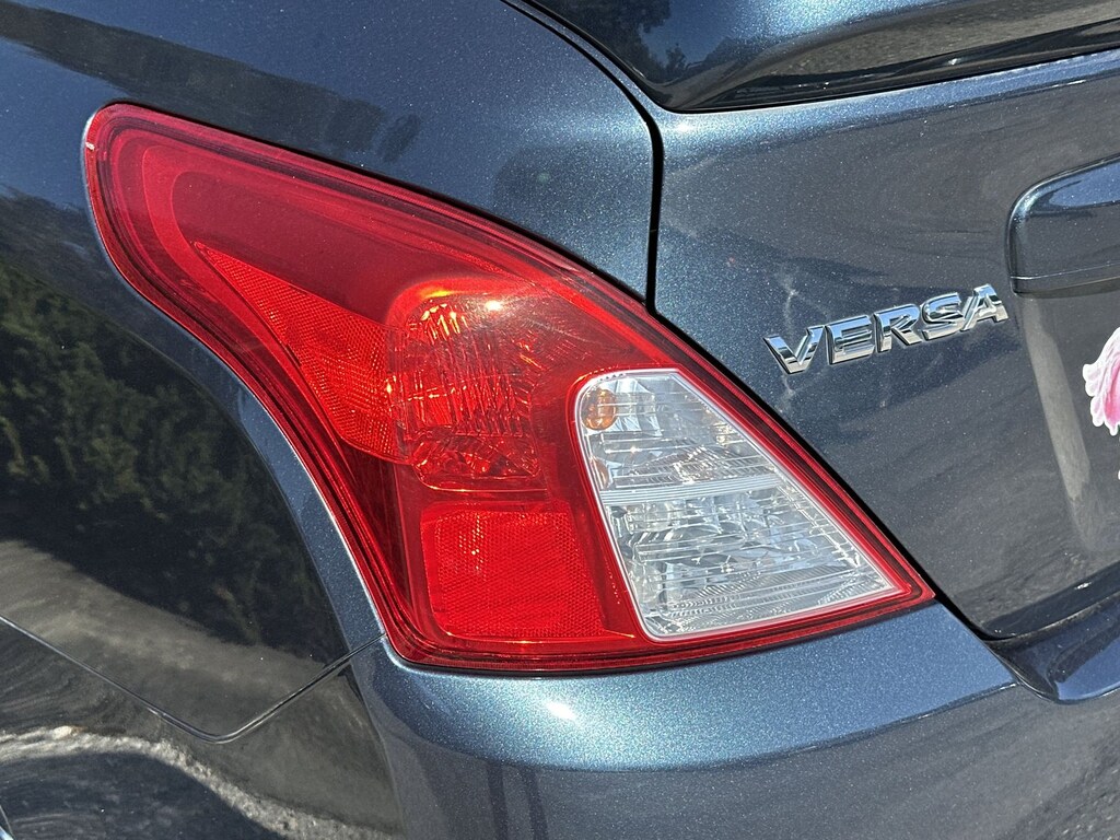 Used 2017 Nissan Versa 1.6 SV Sedan