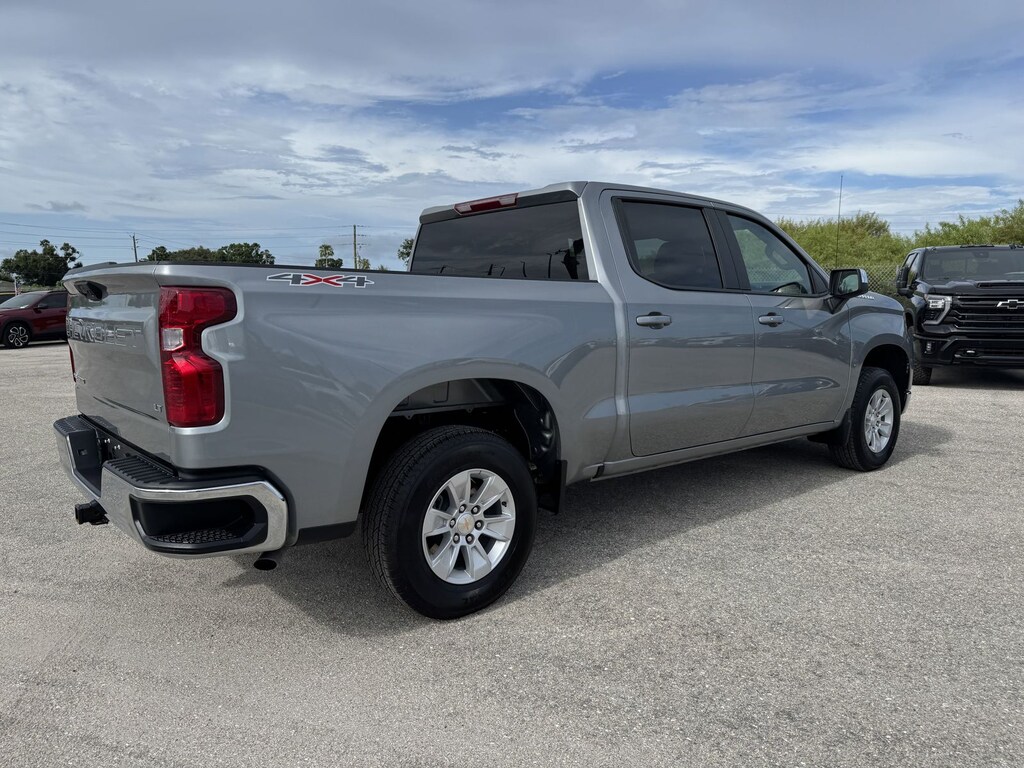 Used 2025 Chevrolet Silverado 1500 LT w/1LT Truck Crew Cab