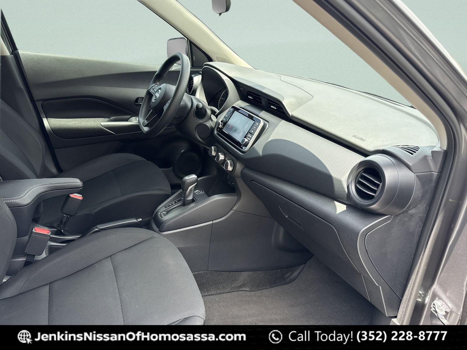 2023 Nissan Kicks S - Photo 18