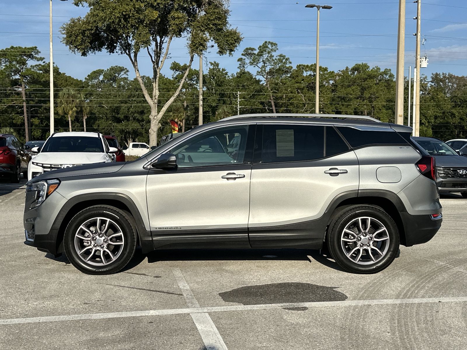 2023 Gmc Terrain SLT photo 4