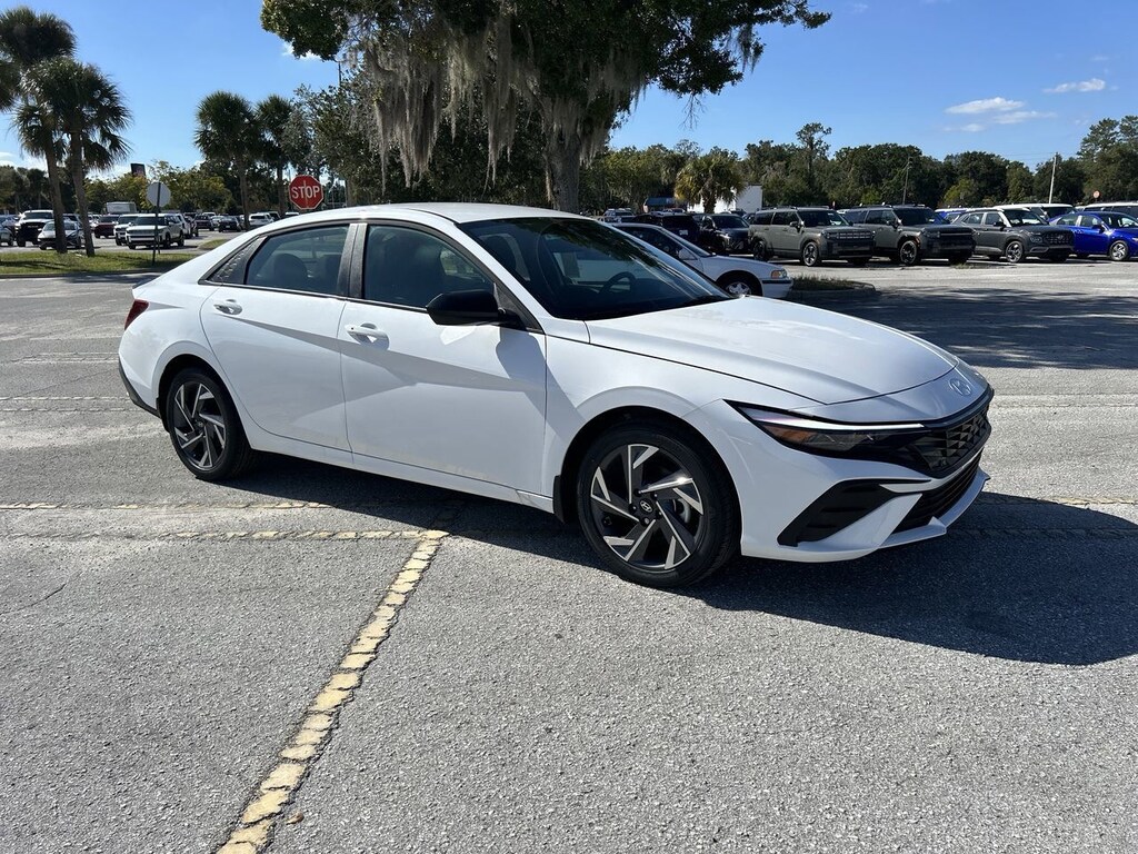 New 2025 Hyundai Elantra SEL Sport Sedan