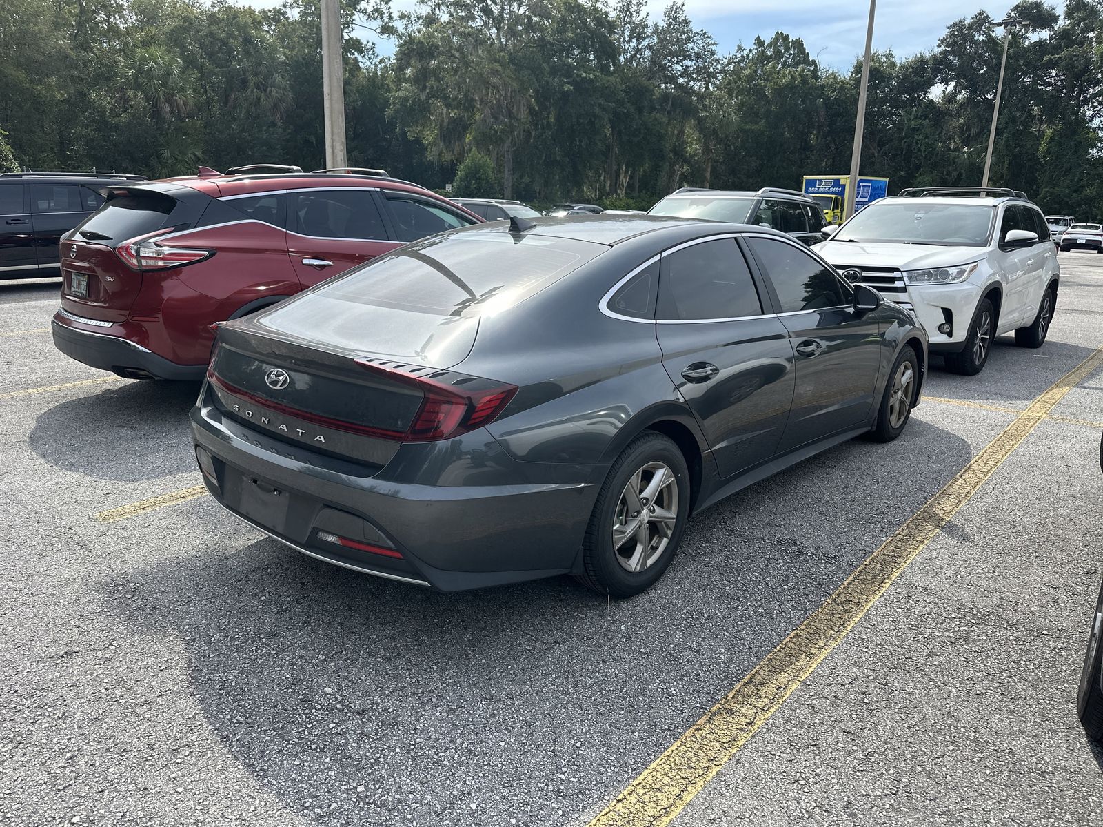 2023 Hyundai Sonata SE photo 4