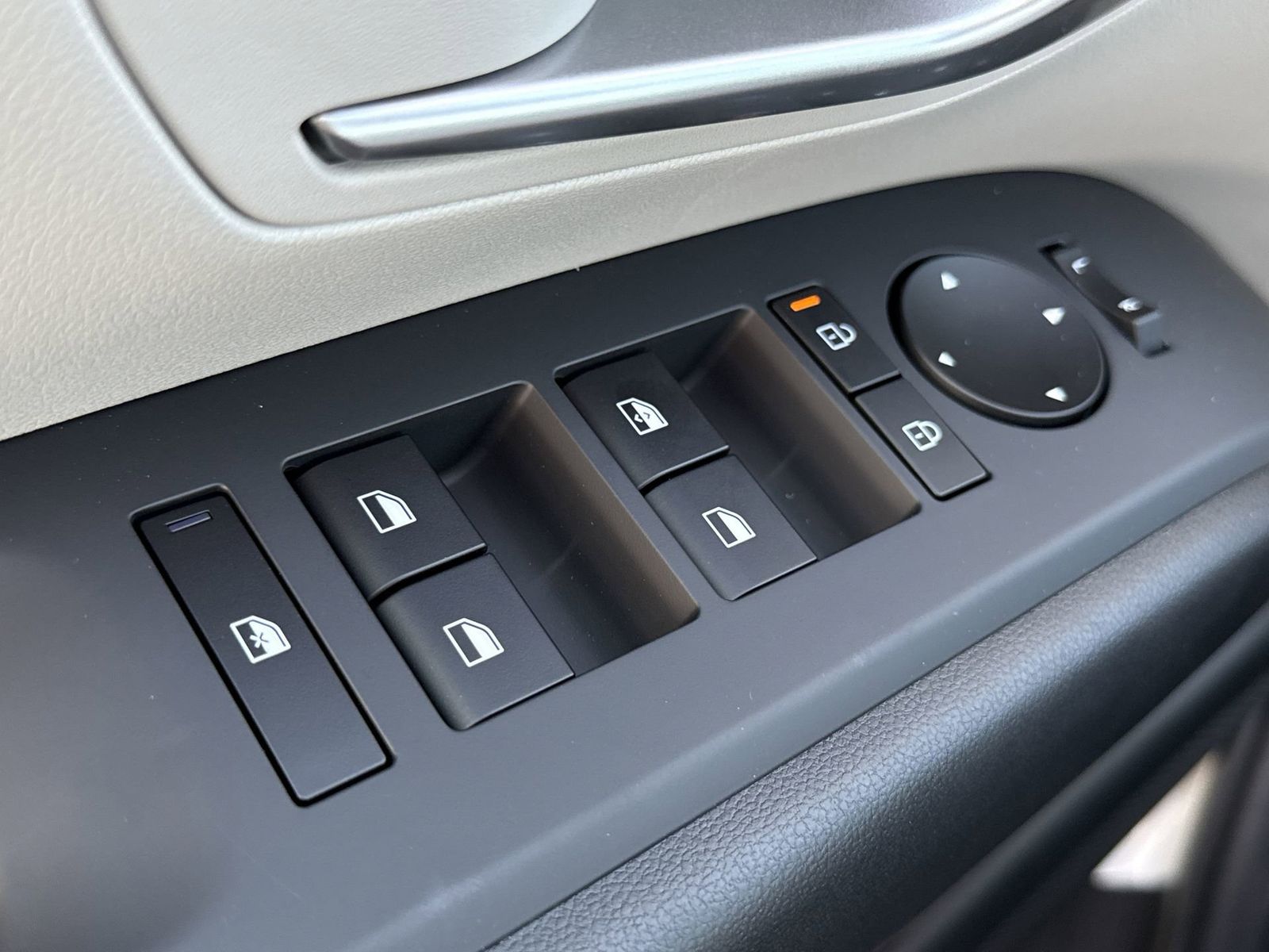 2026 Hyundai Tucson SE - Photo 12
