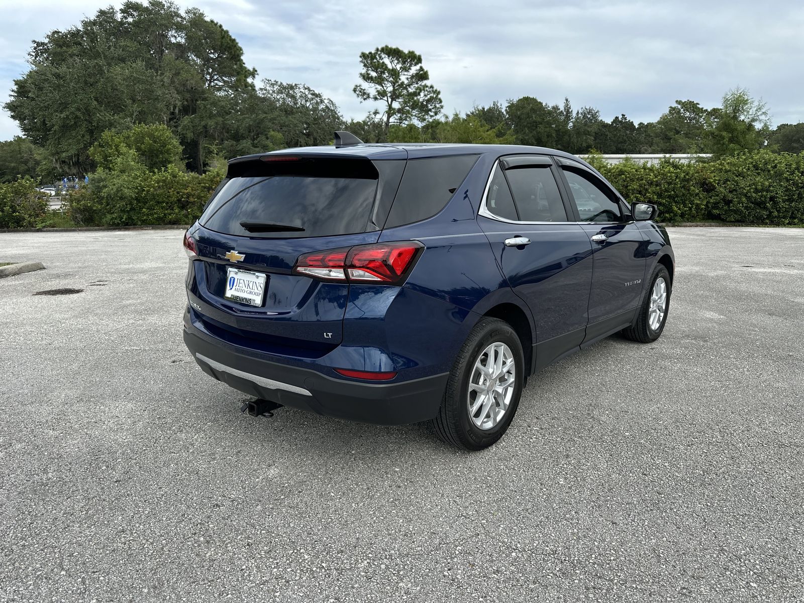 2022 Chevrolet Equinox photo 3