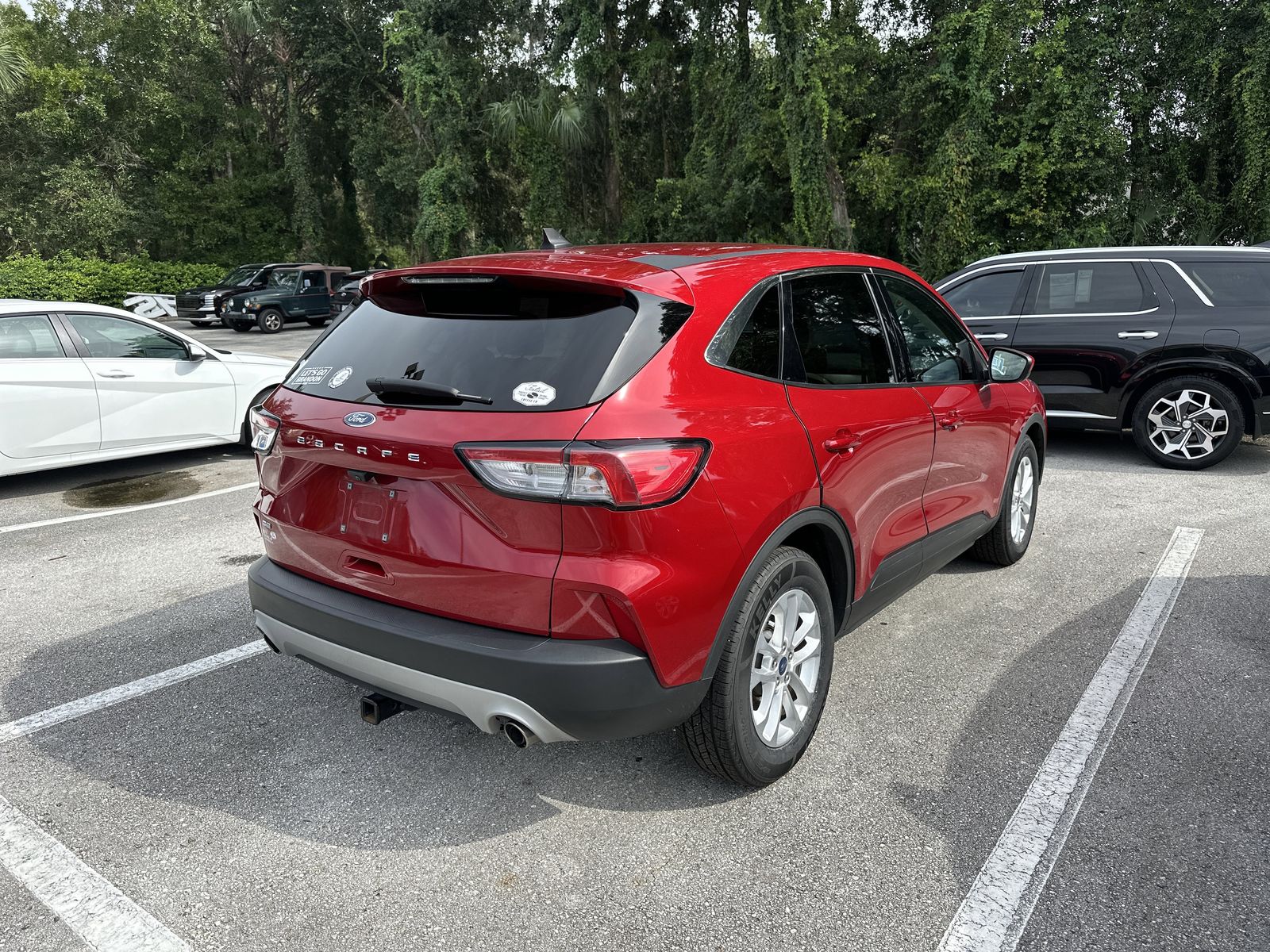 2021 Ford Escape SE photo 4