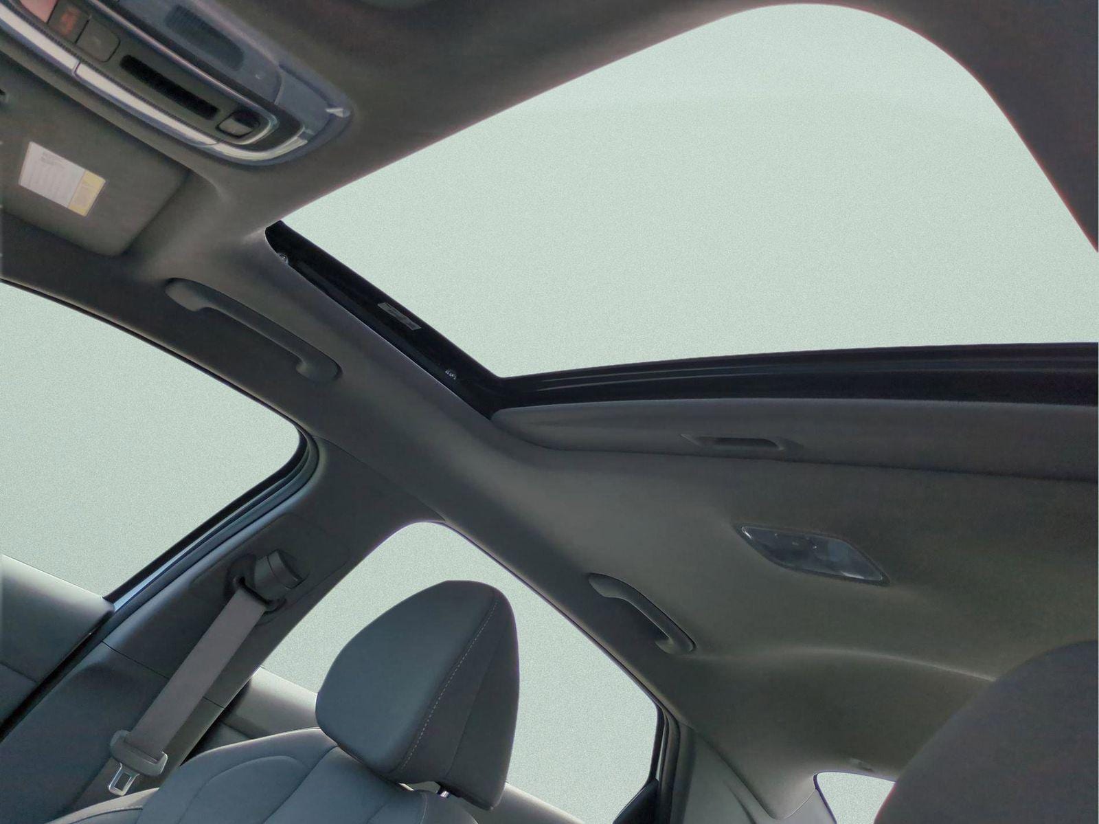 2025 Hyundai Elantra SEL - Photo 24