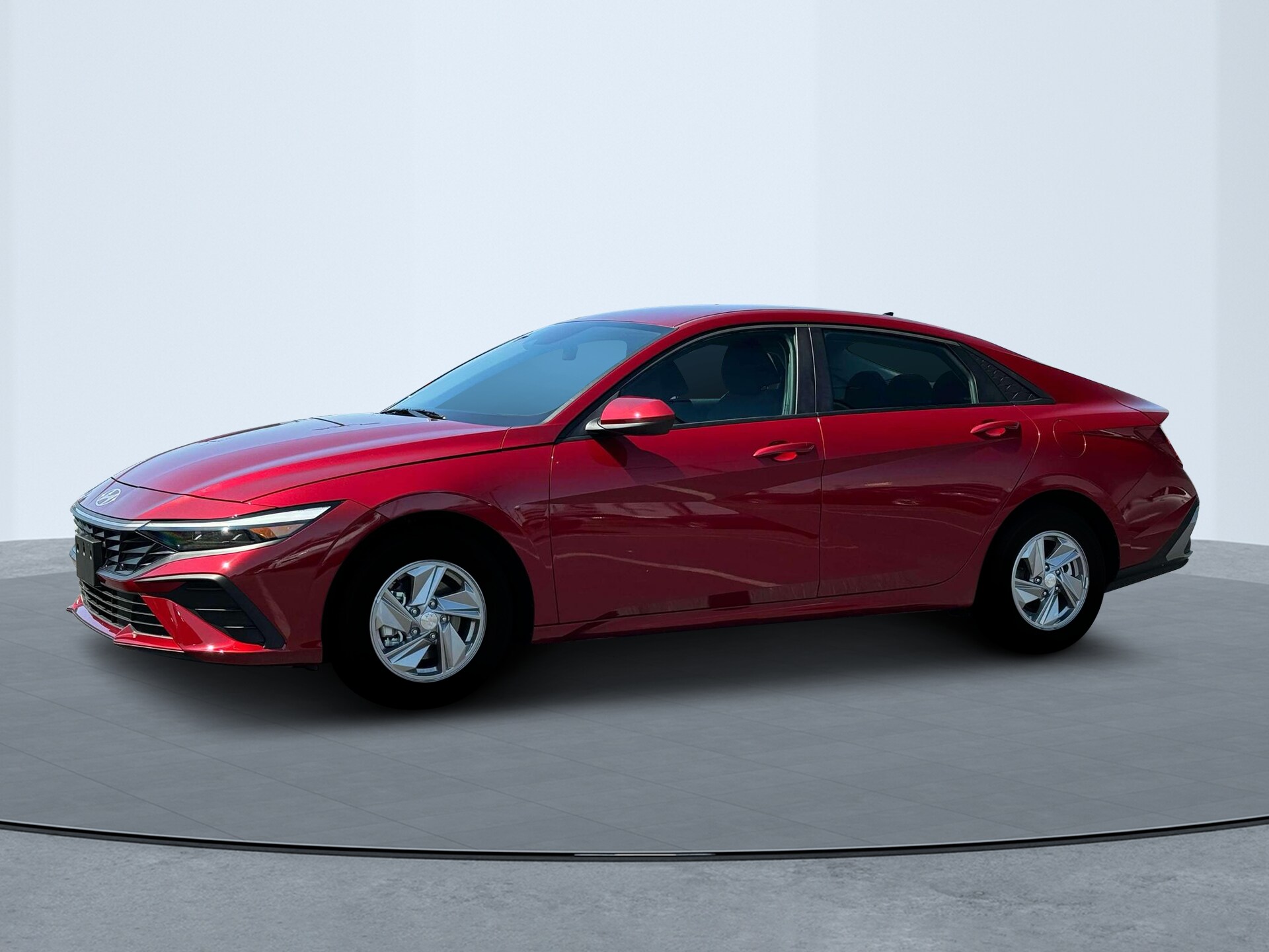 2025 Hyundai Elantra SE photo 2
