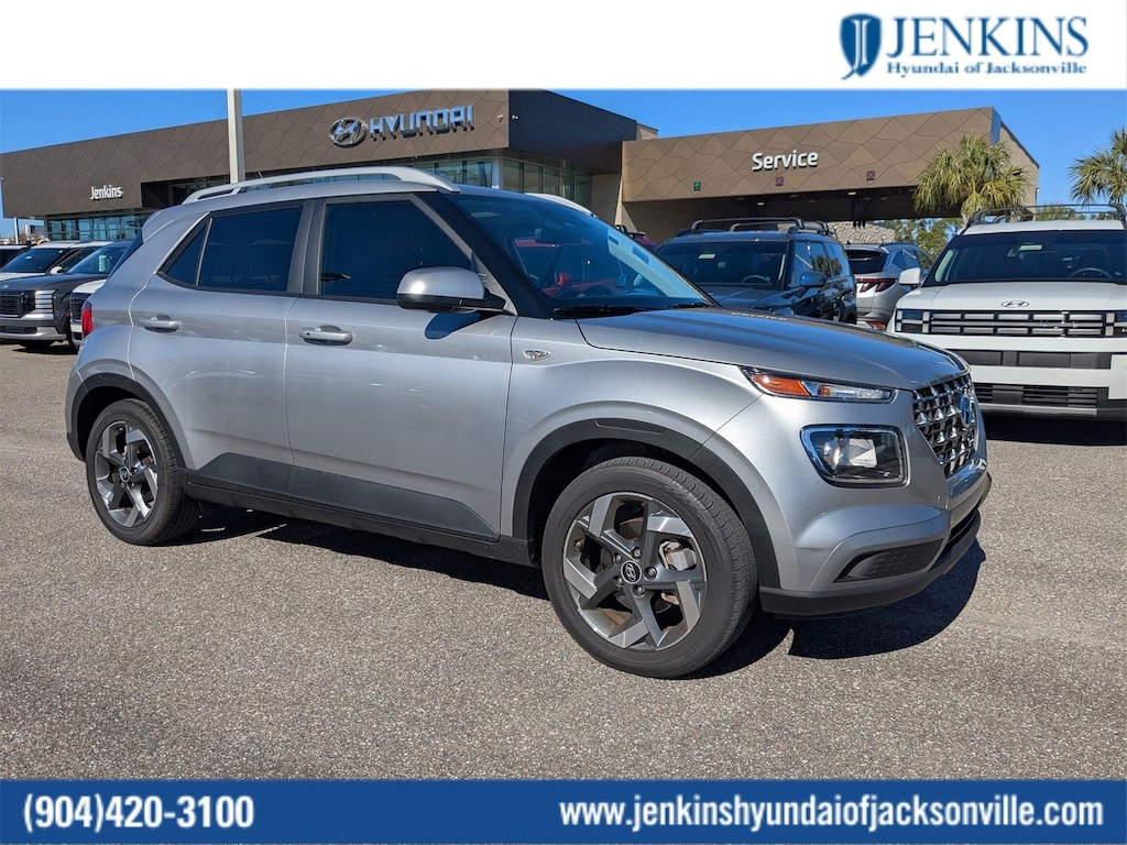 Used 2024 Hyundai Venue SEL SUV