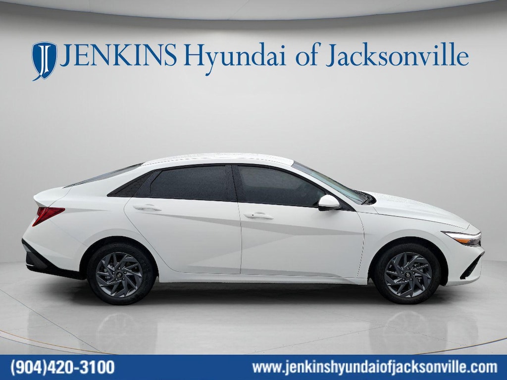 New 2026 Hyundai Elantra Hybrid Blue Sedan