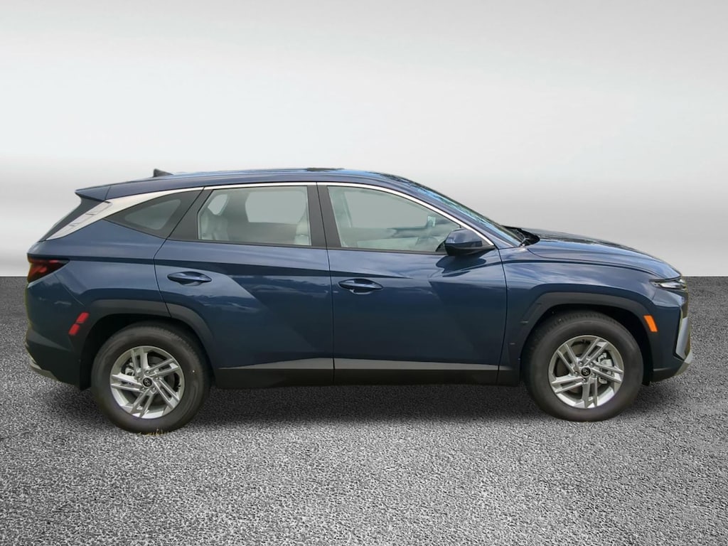 New 2026 Hyundai Tucson SE FWD SUV
