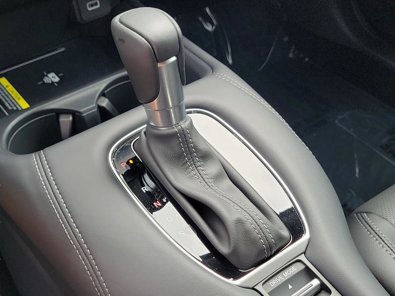 2025 Honda HR-V EX-L - Photo 35