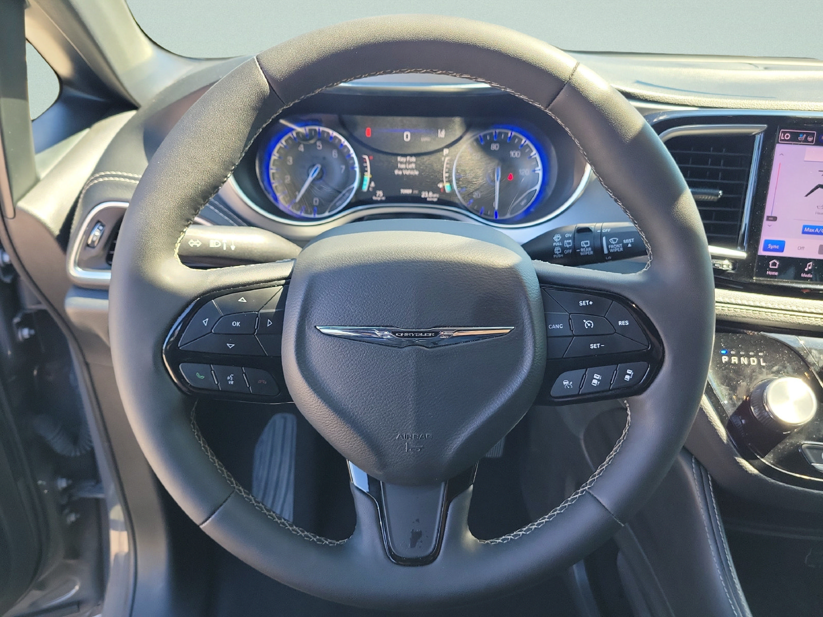 2025 Chrysler Pacifica Limited - Photo 28