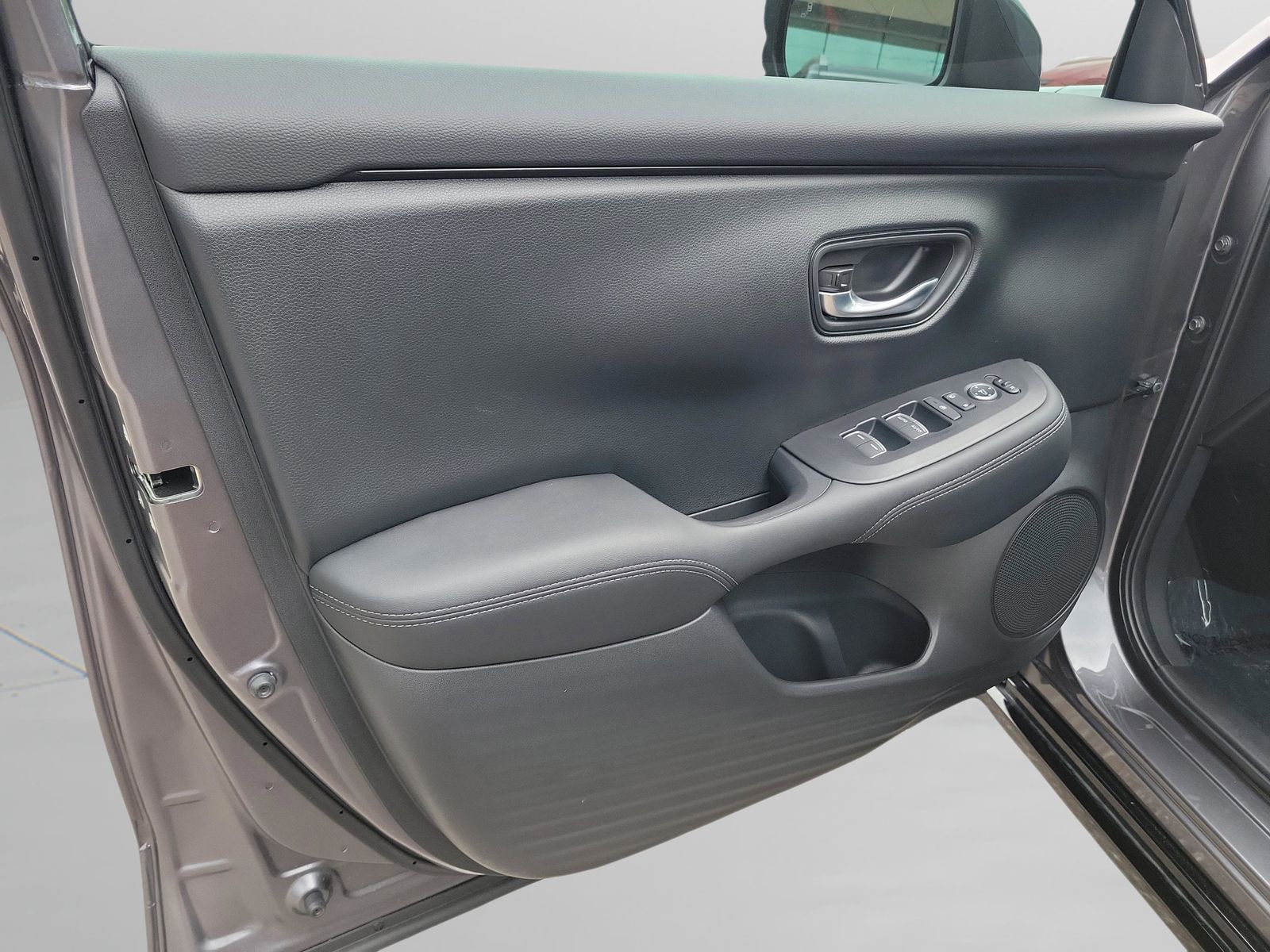 2025 Honda HR-V EX-L - Photo 24