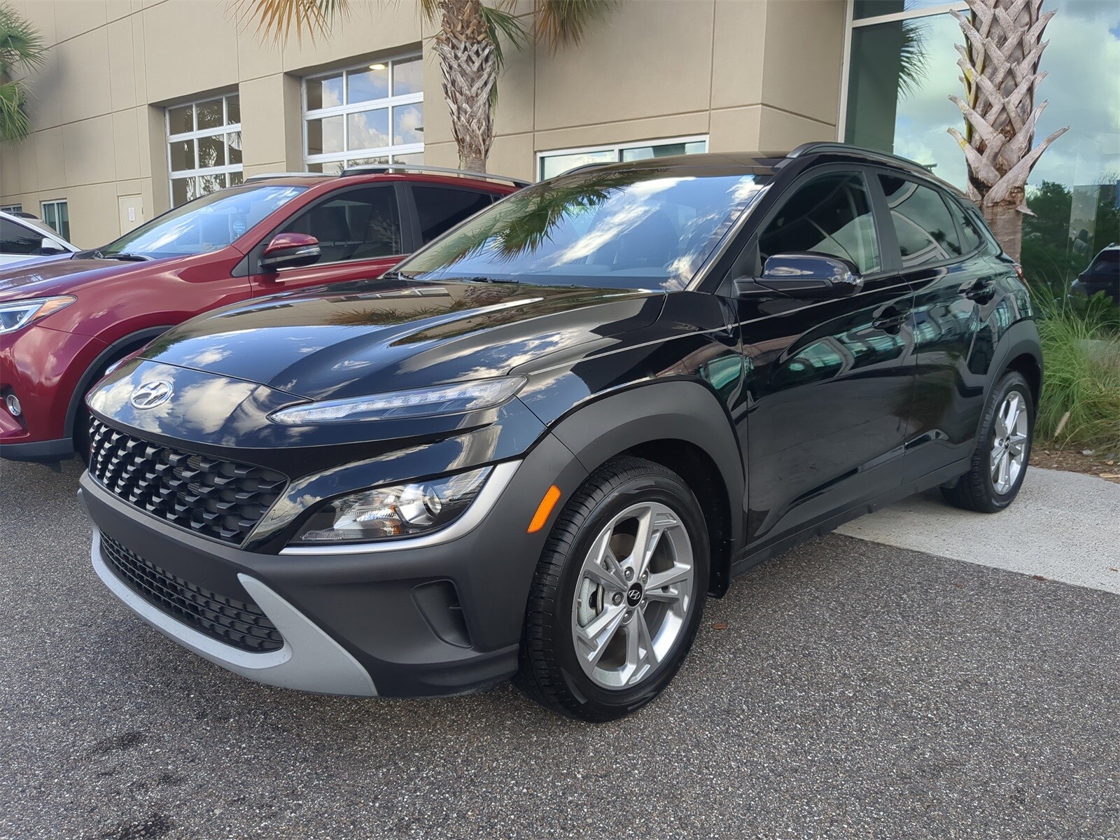 2023 Hyundai Kona SEL photo 2