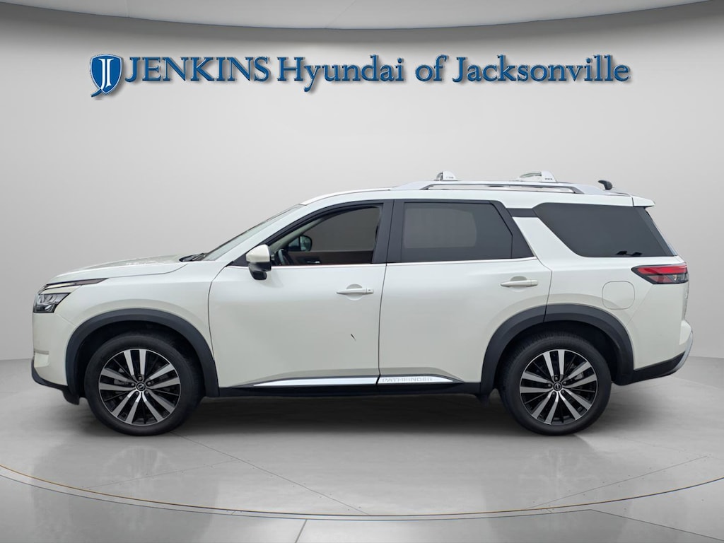 Used 2023 Nissan Pathfinder Platinum SUV