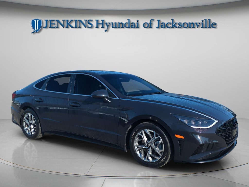 Used 2023 Hyundai Sonata SEL Sedan