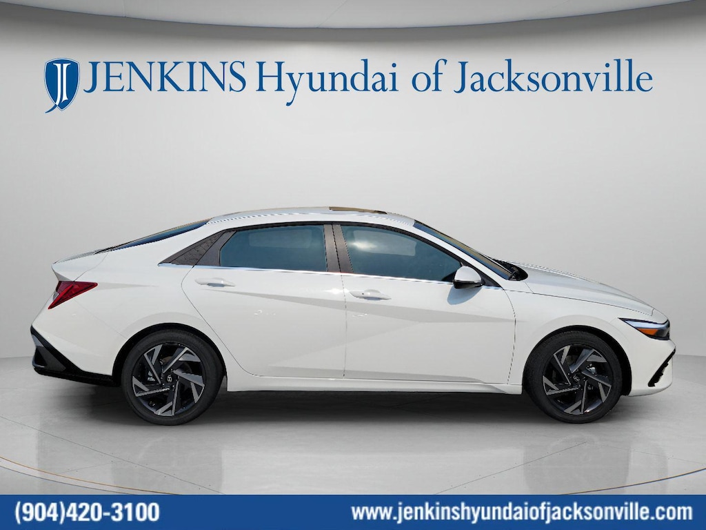 New 2026 Hyundai Elantra Limited Sedan