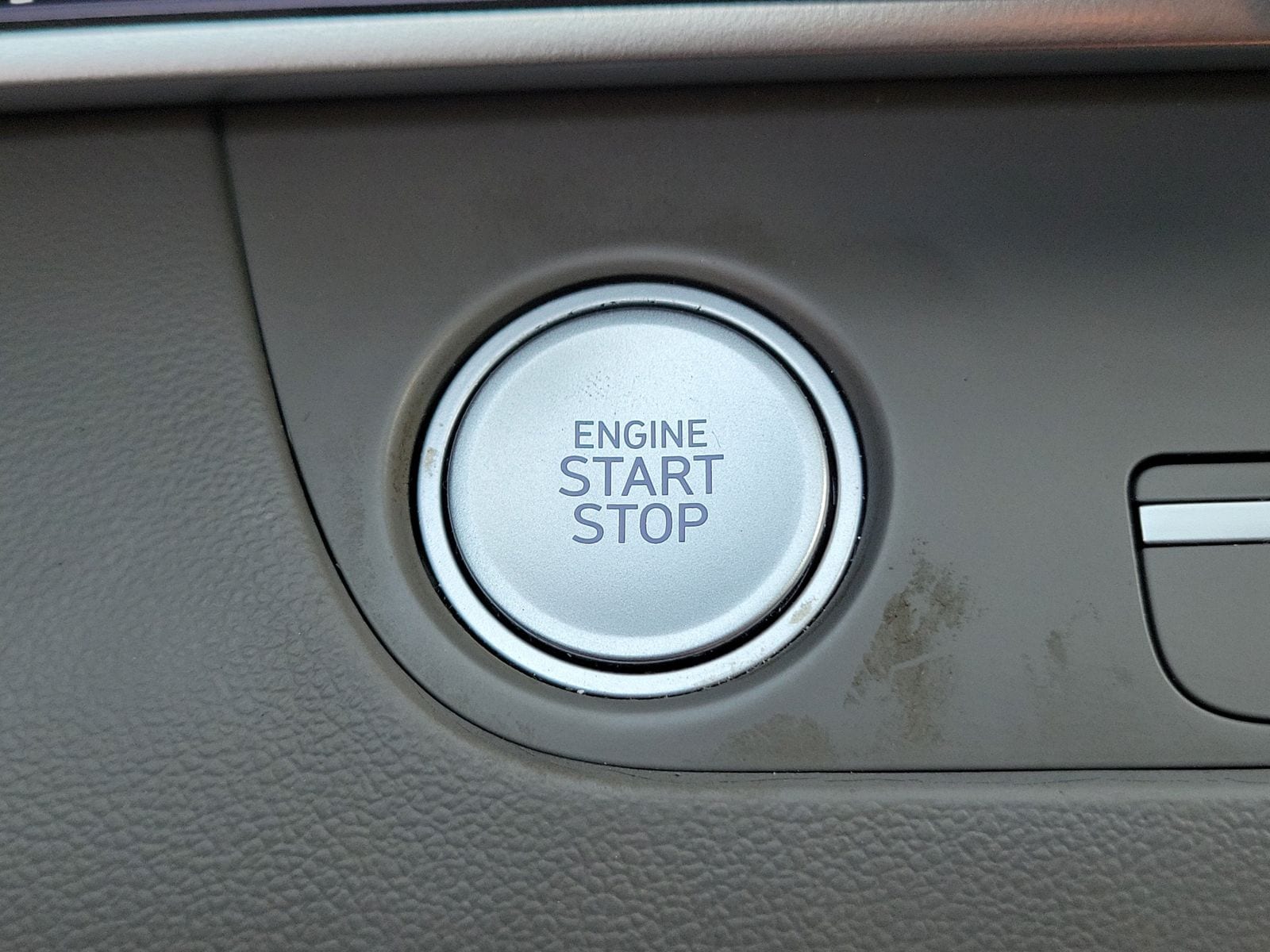 2024 Hyundai Elantra SEL - Photo 34